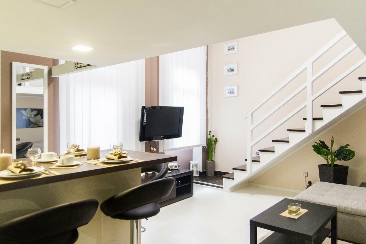 R&R Apartment Rakoczi บูดาเปสต์ ภายนอก รูปภาพ