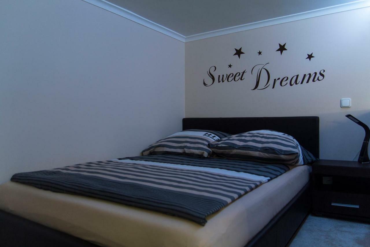 R&R Apartment Rakoczi บูดาเปสต์ ภายนอก รูปภาพ