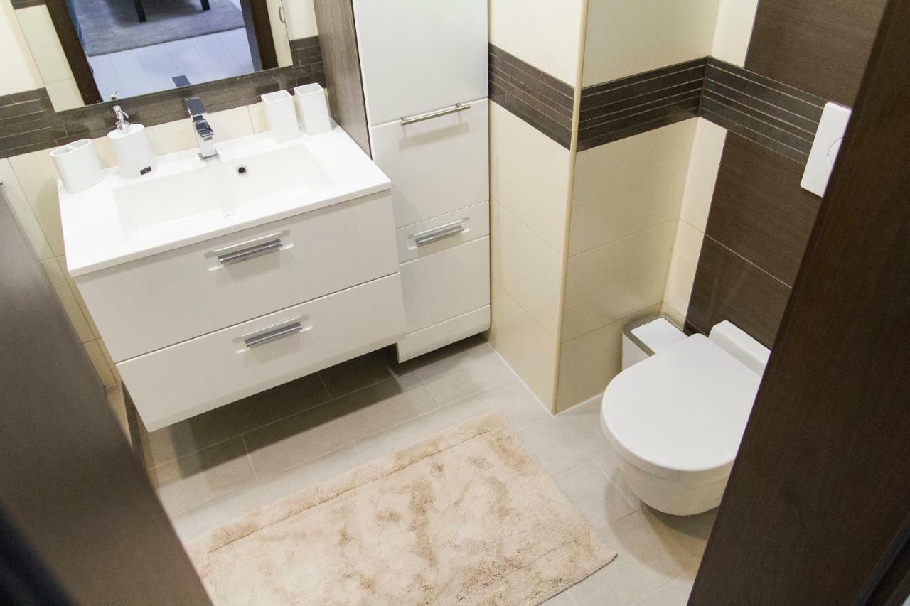 R&R Apartment Rakoczi บูดาเปสต์ ภายนอก รูปภาพ