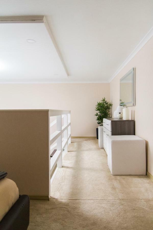 R&R Apartment Rakoczi บูดาเปสต์ ภายนอก รูปภาพ
