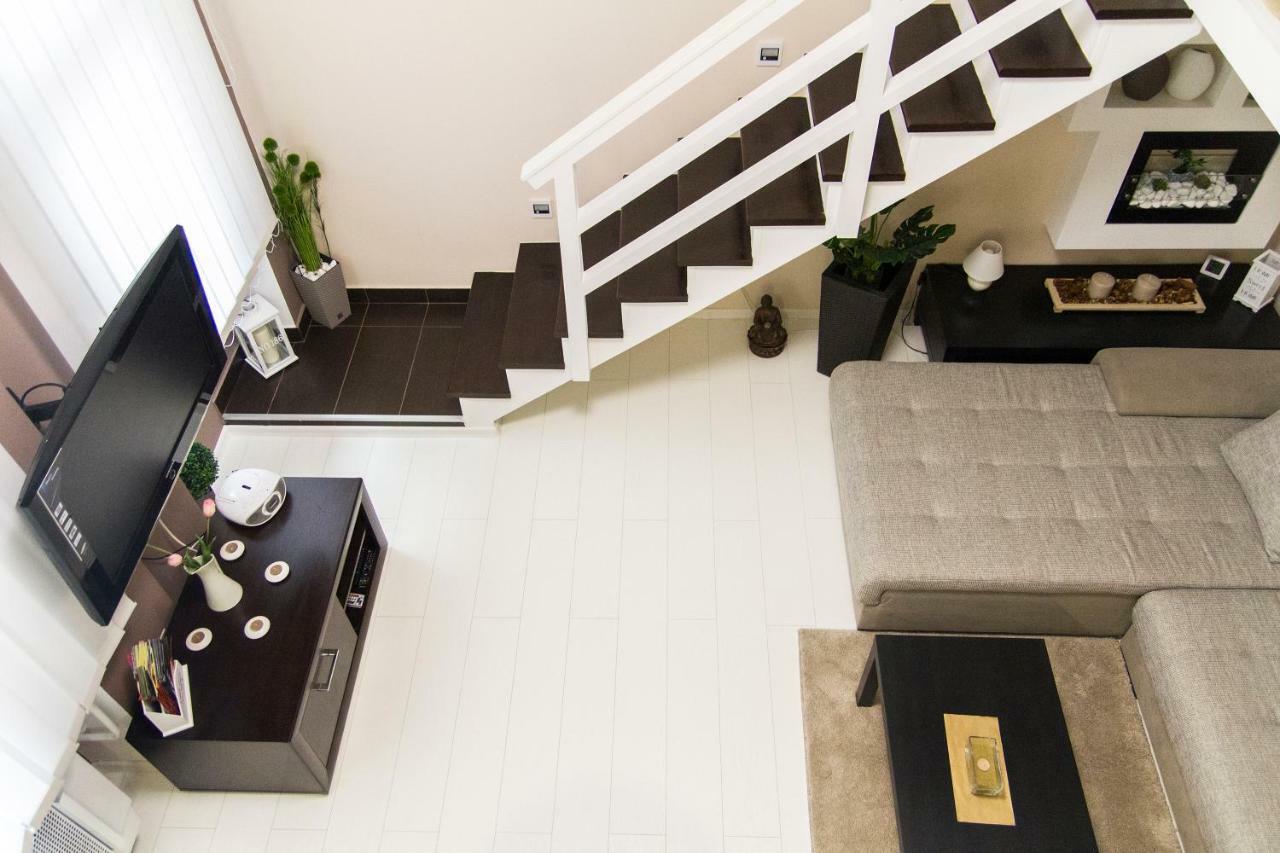R&R Apartment Rakoczi บูดาเปสต์ ภายนอก รูปภาพ